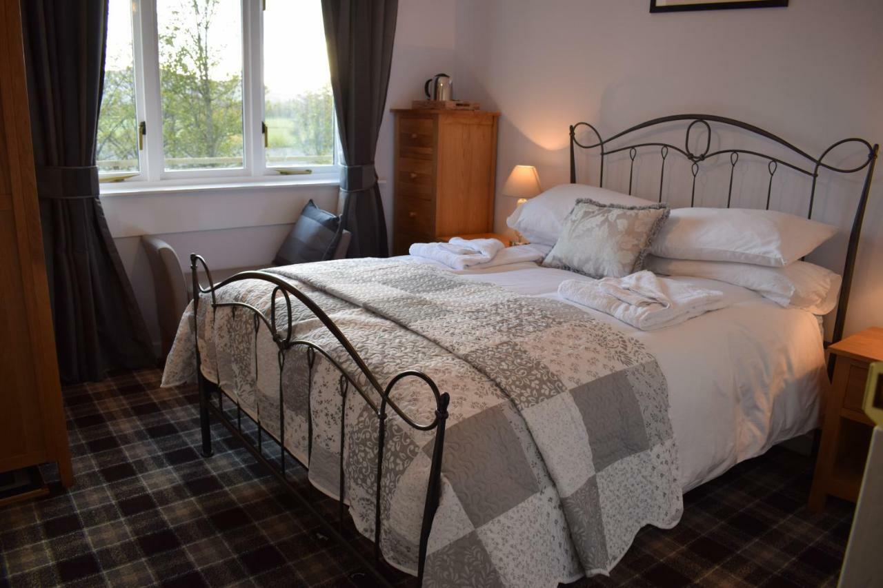 Bed and Breakfast The Highlandman Station Crieff Esterno foto